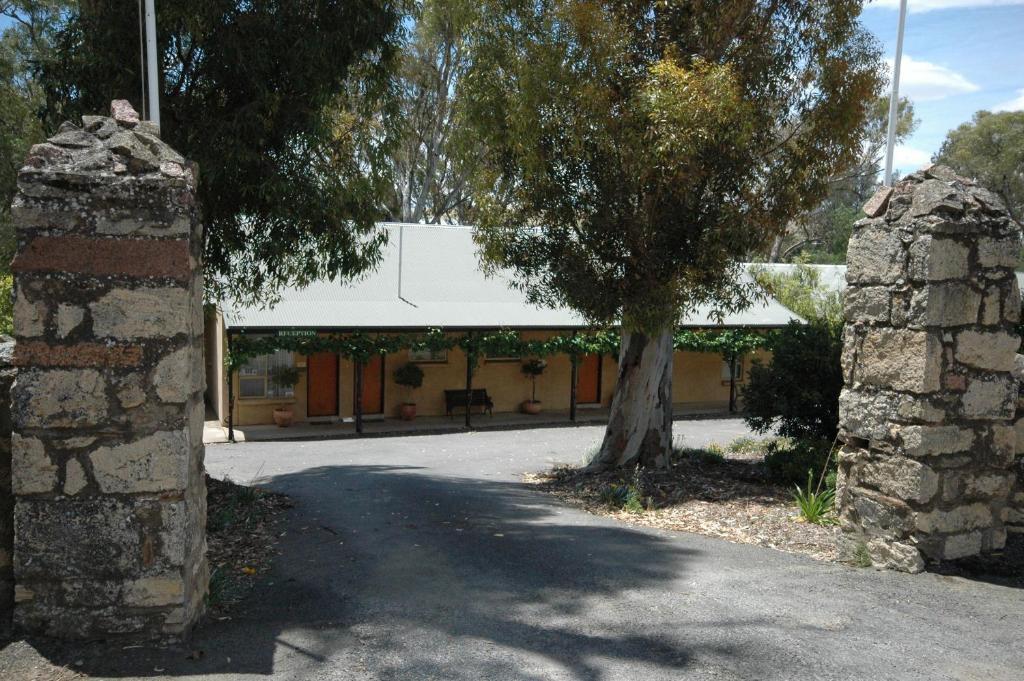 Burra Motor Inn エクステリア 写真